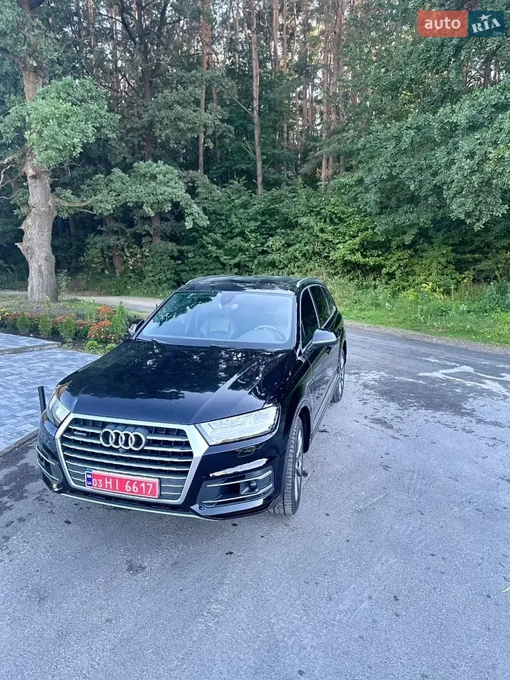 Audi Q7 2017 photo 3