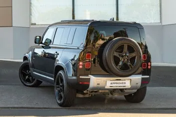 Land Rover Defender 2025 photo 3