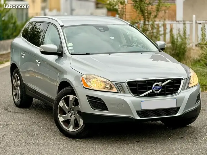 Volvo Xc60 2012 photo 2