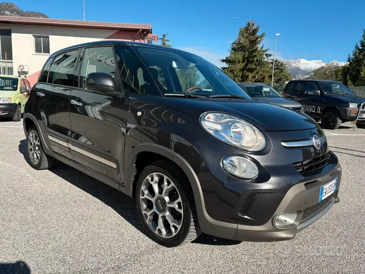 Fiat 500L 2014 photo 2