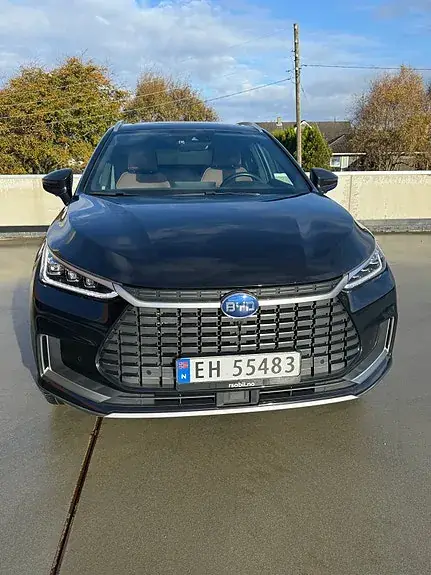 BYD Tang 2023 photo 3