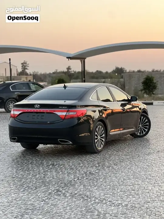 Hyundai Grandeur 2012 photo 2