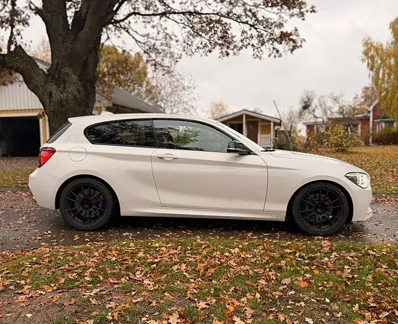 BMW M135I 2014 photo 2