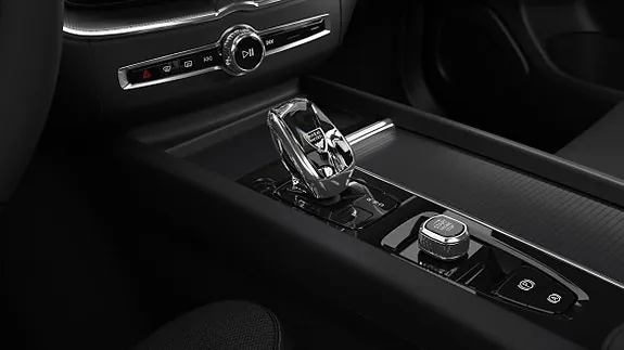 Volvo Xc60 2027 photo 4