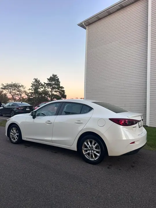 Mazda 3 2015 photo 5