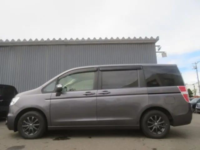 Honda Stepwagen 2014 photo 5