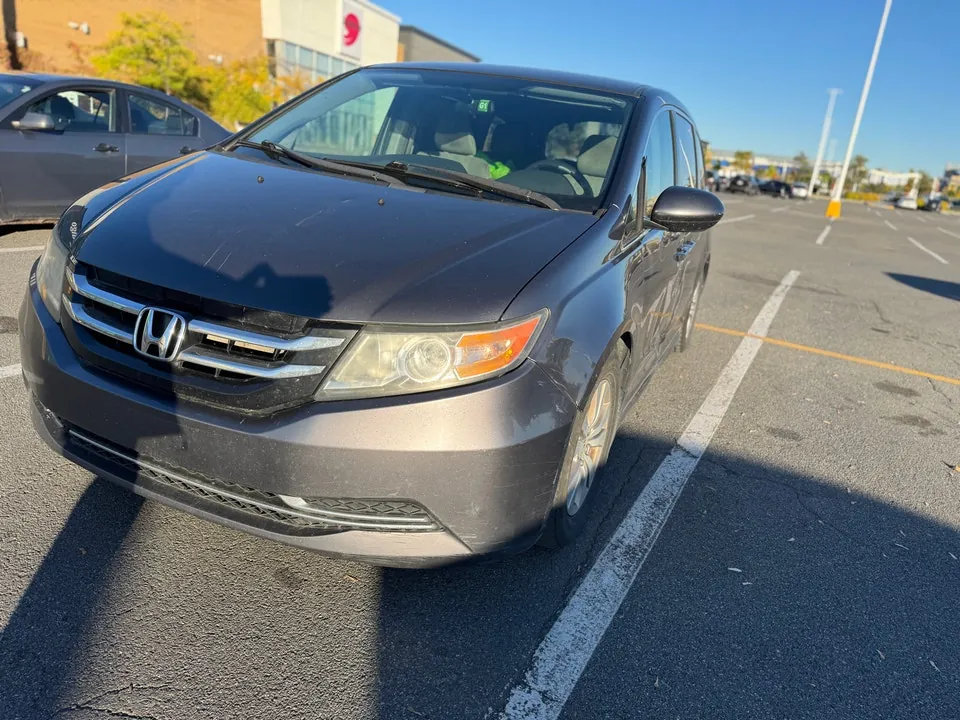 Honda Odyssey 2013 photo 5