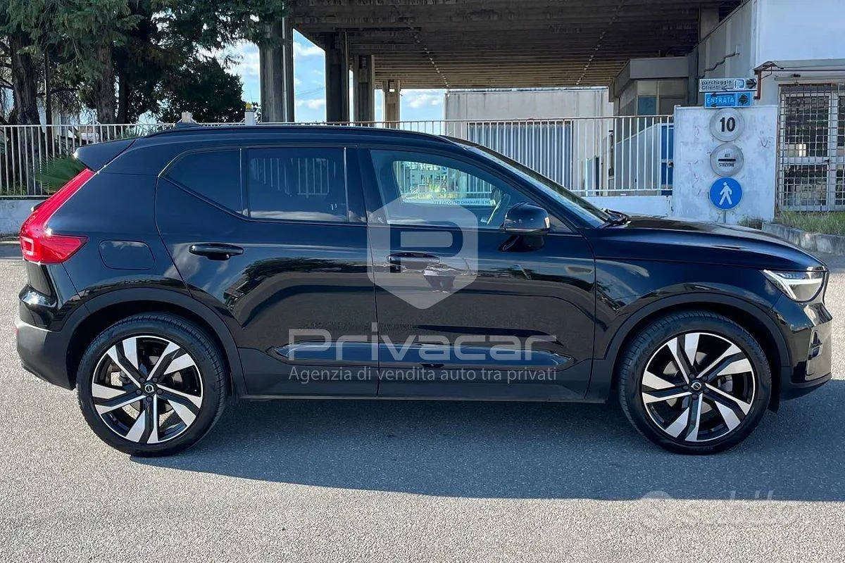 Volvo Xc40 2023 photo 4