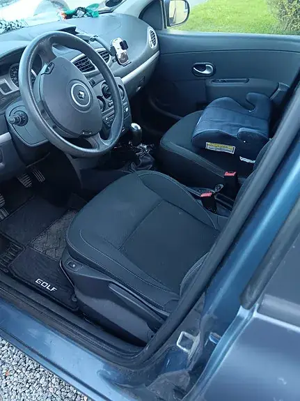 Renault Clio Iii 2010 photo 5