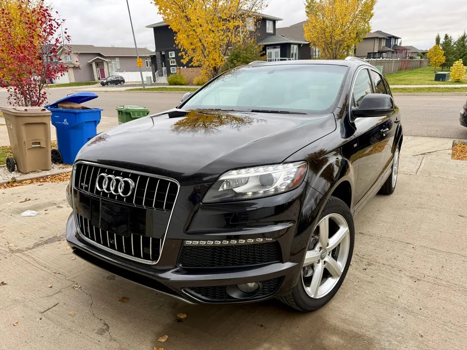 Audi Q7 2014 photo 2