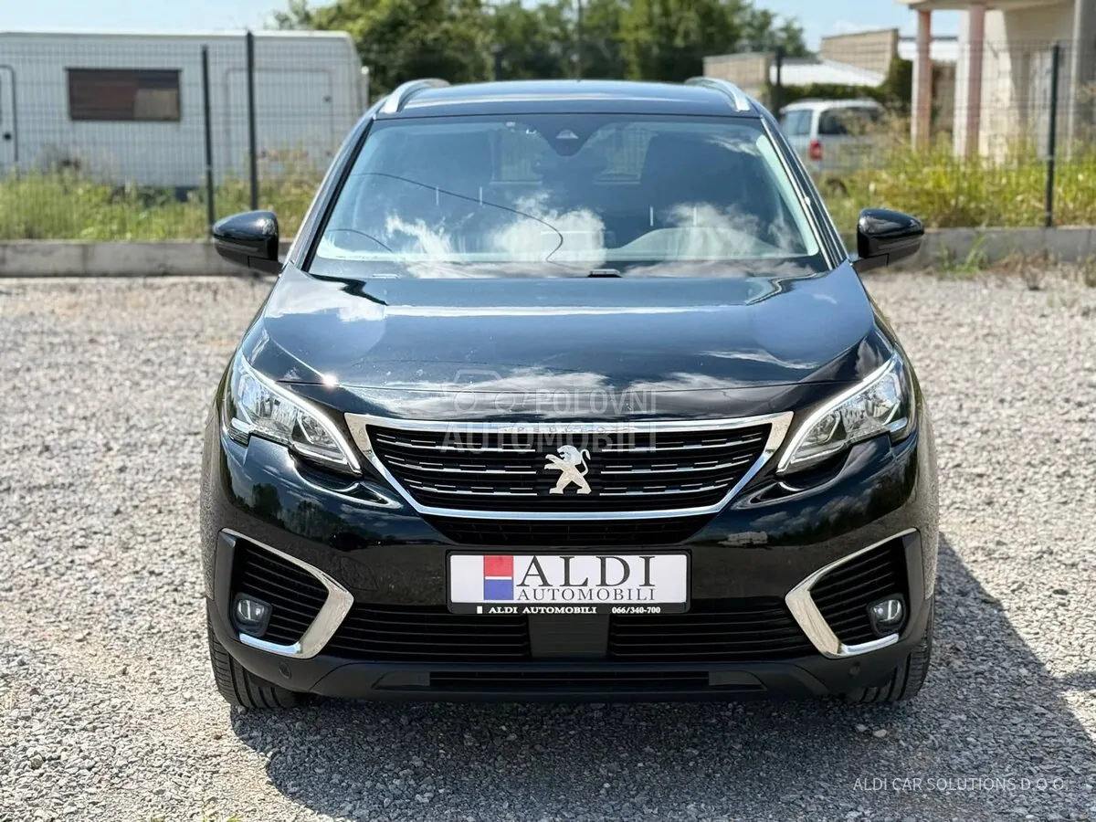 Peugeot 5008 2019 photo 3
