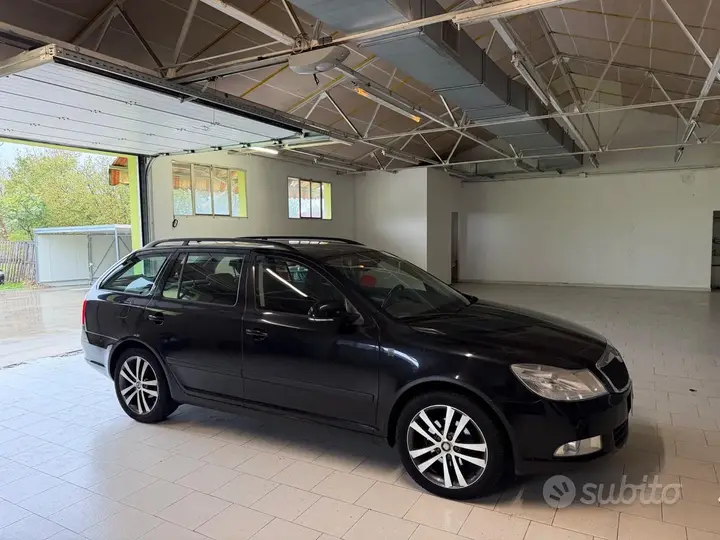 Skoda Octavia 2013 photo 3