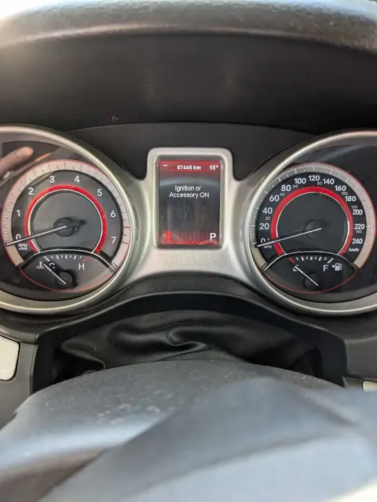 Dodge Journey 2012 photo 3