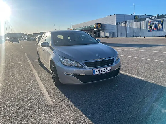 Peugeot 308 2017 photo 4