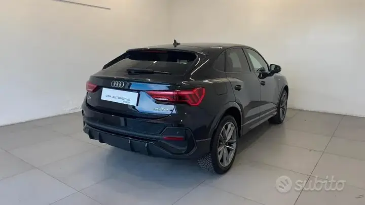 Audi Q3 2022 photo 4