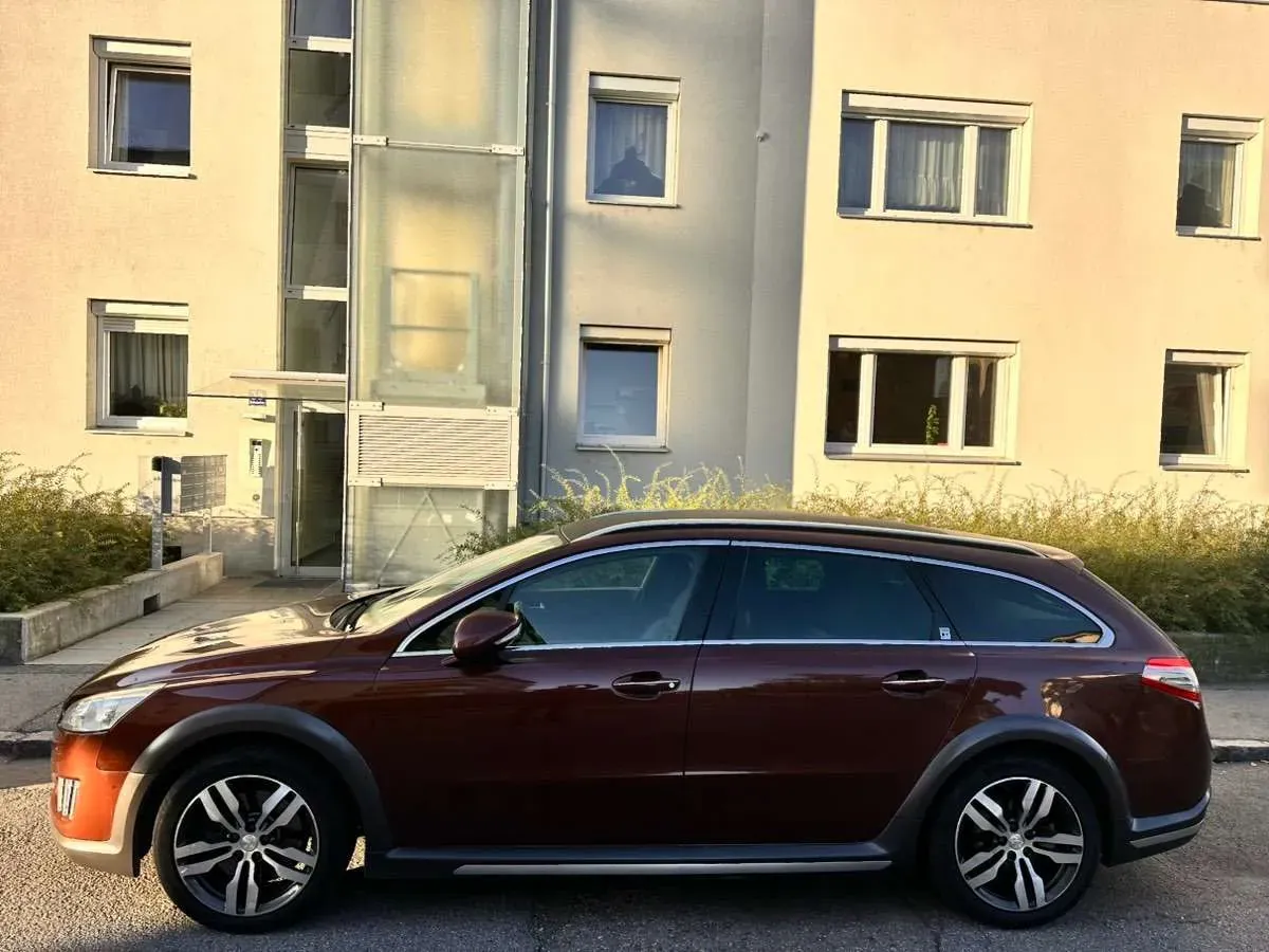 Peugeot 508 2012 photo 3