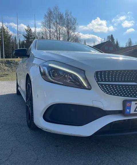 Mercedes-Benz A180