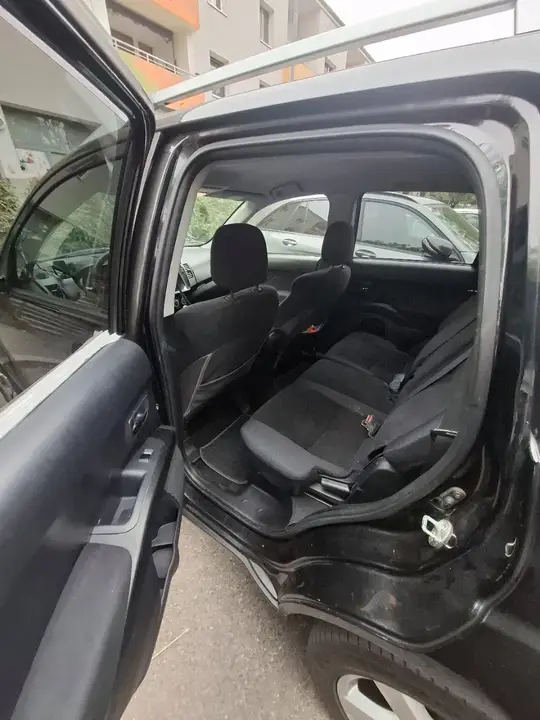 Mitsubishi Outlander 2009 photo 3
