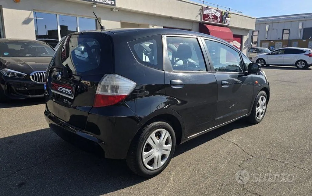 Honda Jazz 2009 photo 2