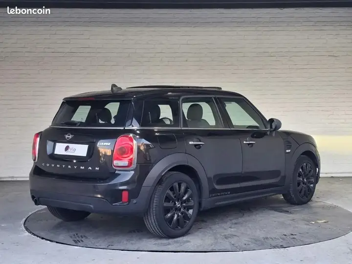 Mini Countryman 2018 photo 2