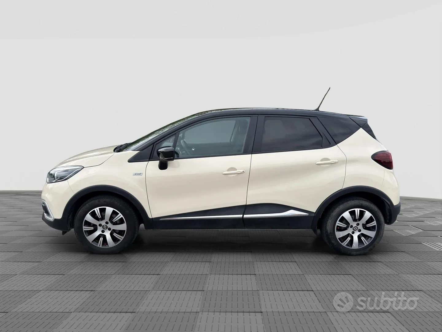 Renault Captur 2019 photo 2