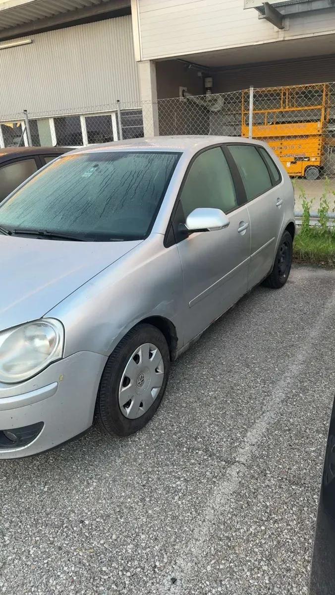 Volkswagen Polo 2005 photo 2