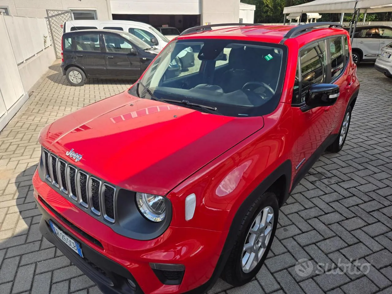 Jeep Renegade 2023 photo 3
