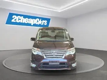 Nissan Serena 2015 photo 3