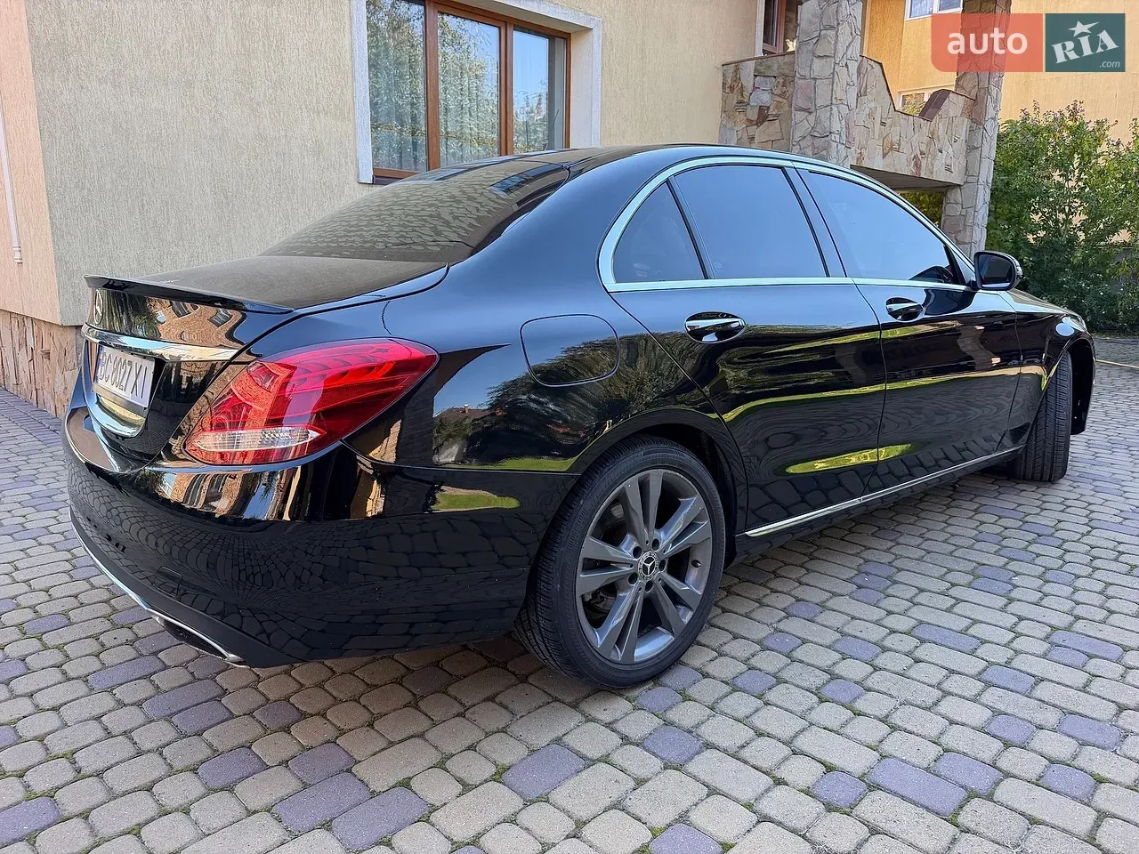 Mercedes-Benz C-Class 2017 photo 3