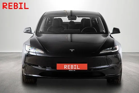 Tesla Model 3 2025 photo 3