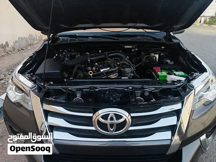 Toyota Fortuner 2020 photo 3