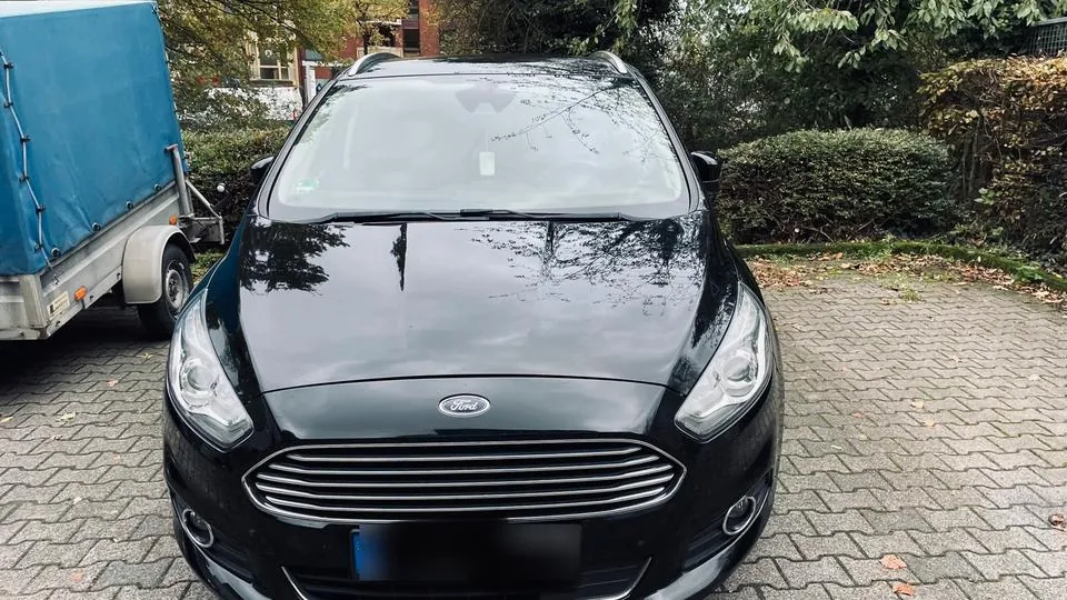 Ford S-Max