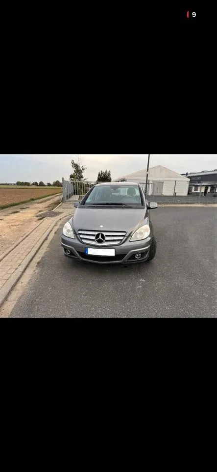 Mercedes-Benz B170
