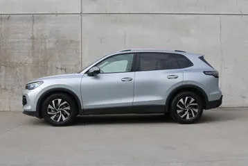 Volkswagen Tiguan 2024 photo 2