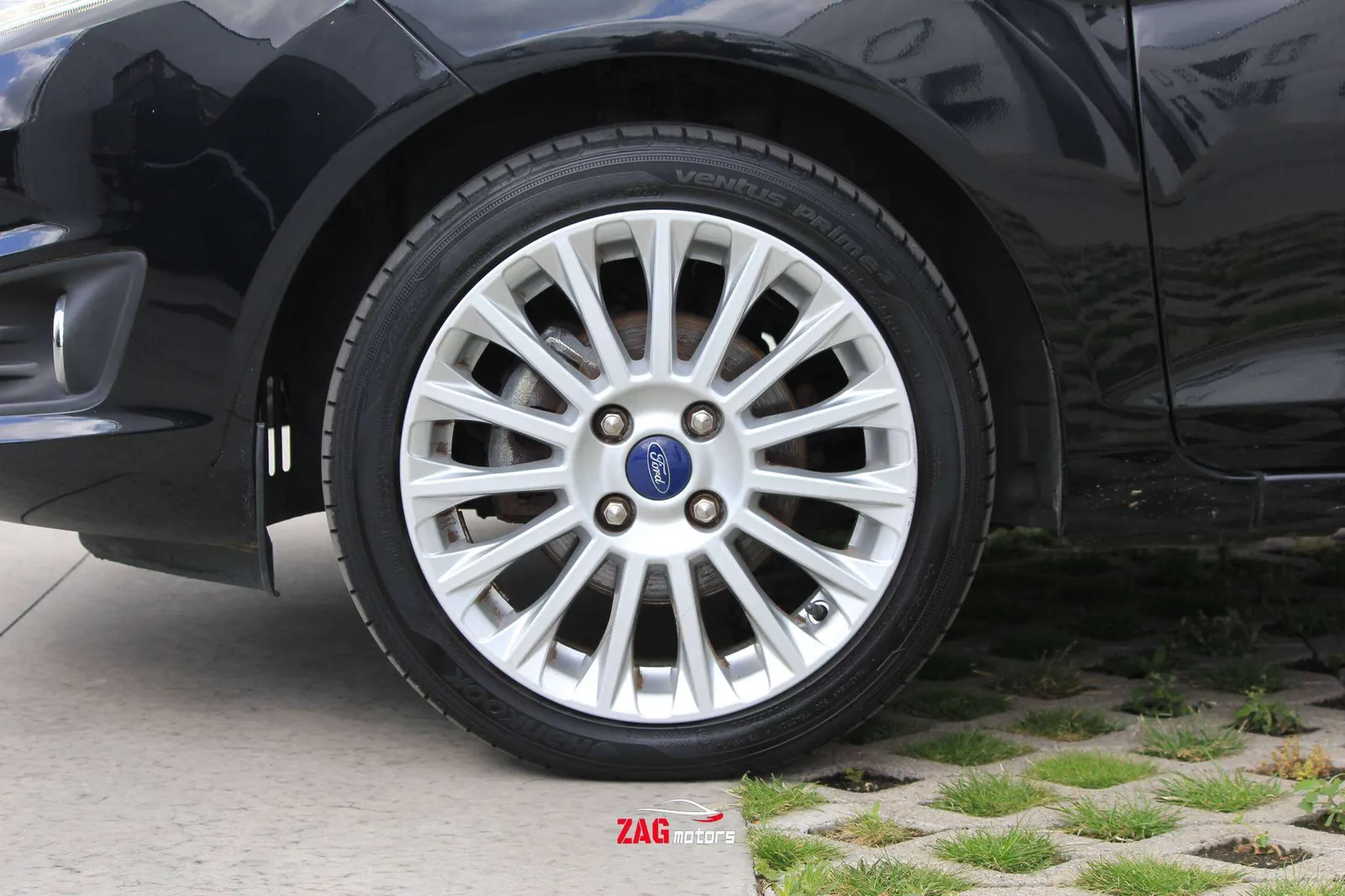 Ford Fiesta 2015 photo 4