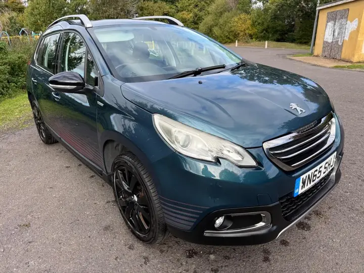 Peugeot 2008 2015 photo 2