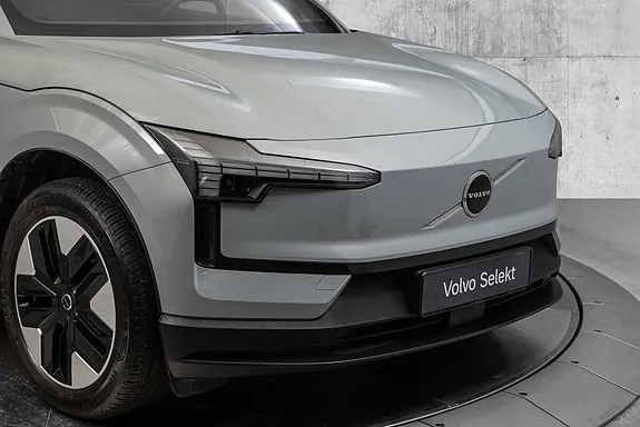 Volvo Ex30 2024 photo 2