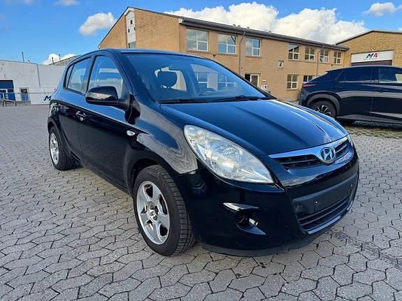 Hyundai I20 2009 photo 3