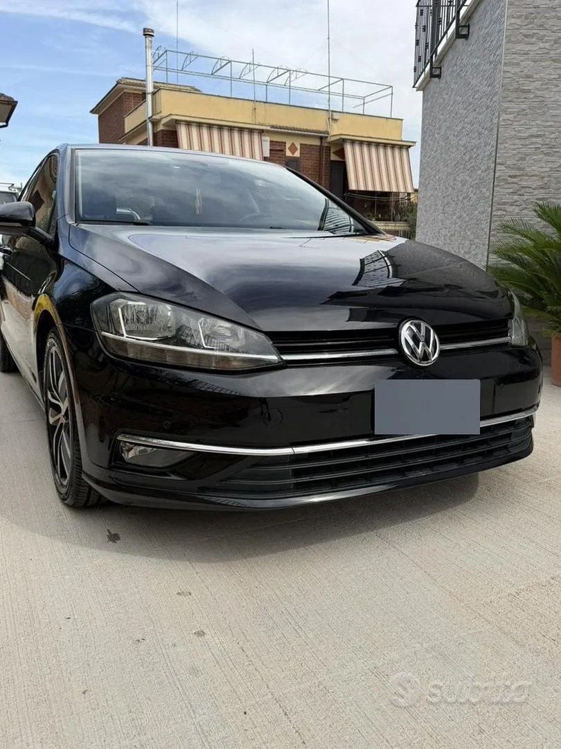 Volkswagen Golf 2017 photo 2