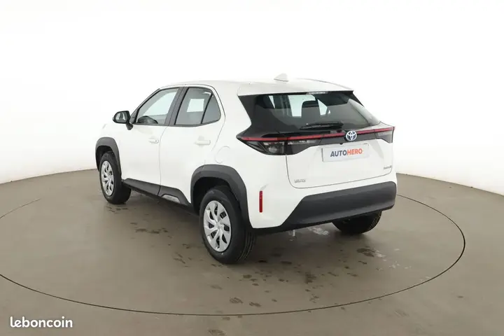 Toyota Yaris Cross 2022 photo 2