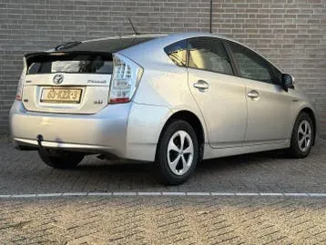 Toyota Prius 2010 photo 2