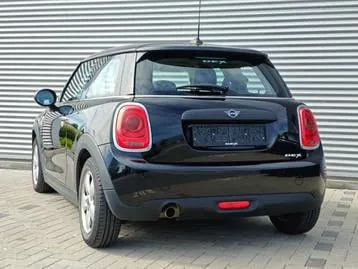 Mini One 2019 photo 2