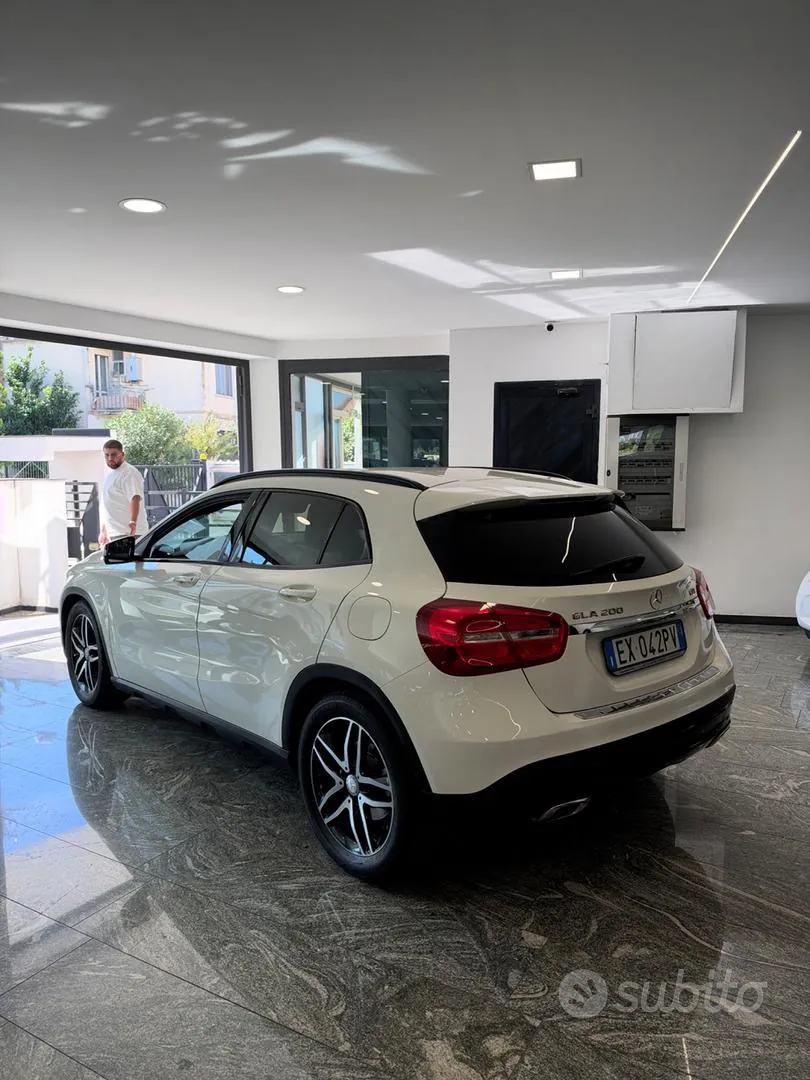 Mercedes-Benz Gla 2014 photo 2