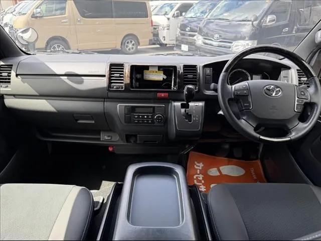 Toyota Hiace Gl 2024 photo 4
