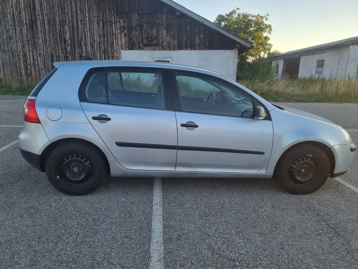 Volkswagen Golf 2007 photo 3