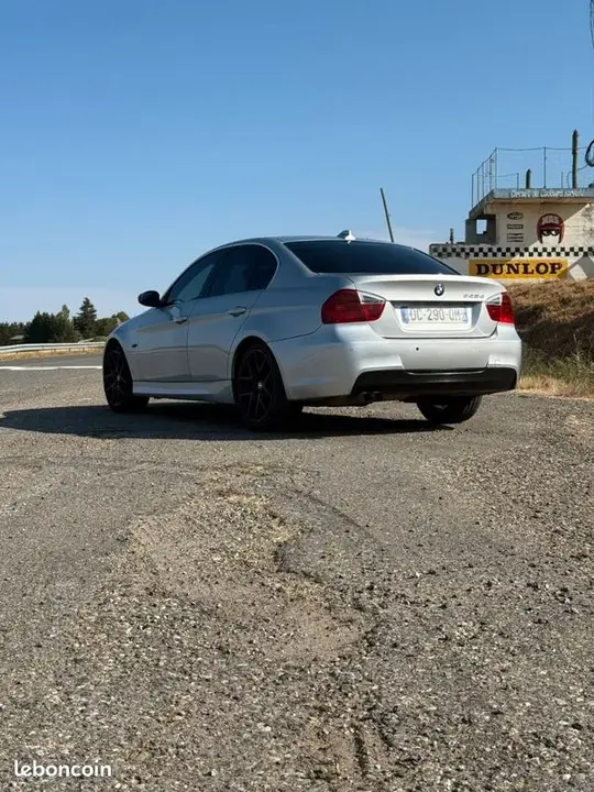 BMW 3 Series 2006 photo 2