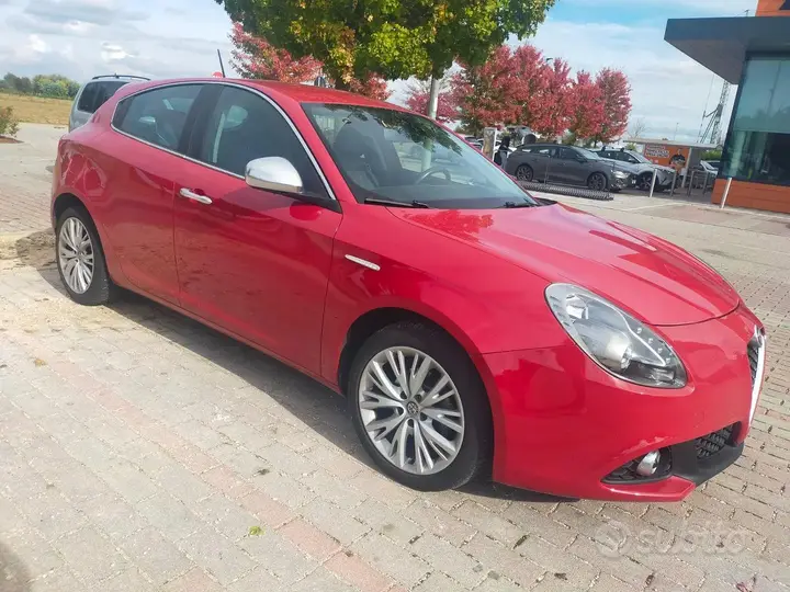 Alfa Romeo Giulietta 2016 photo 5