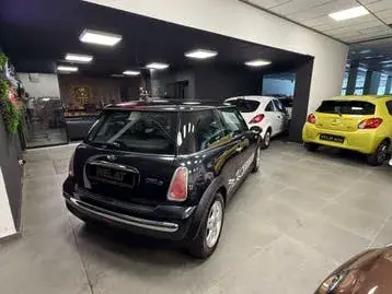 Mini One 2005 photo 2