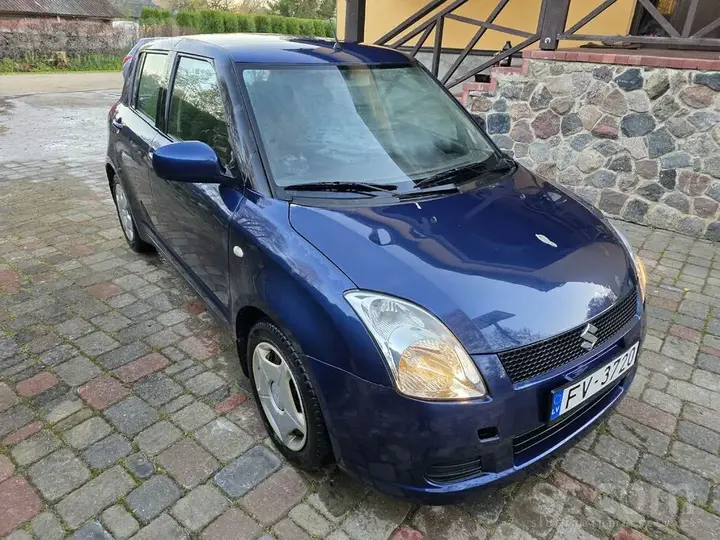 Suzuki Swift 2006 photo 2