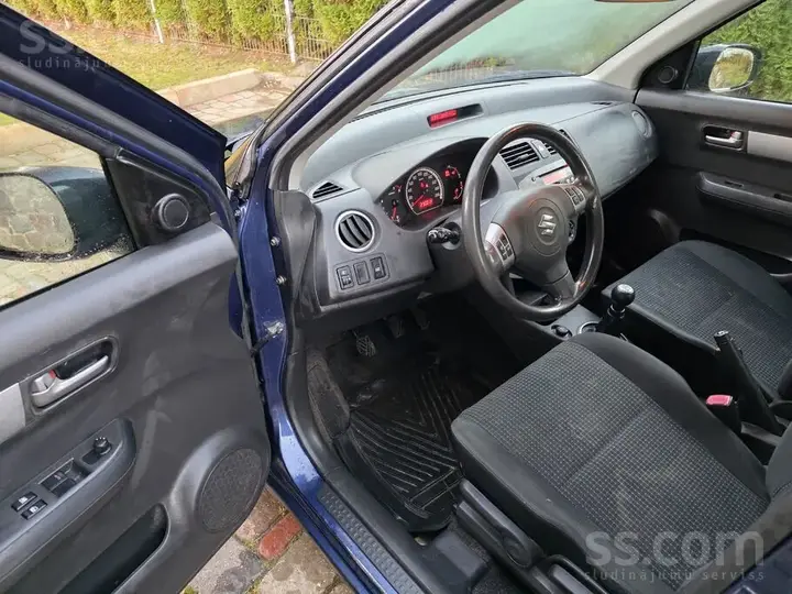 Suzuki Swift 2006 photo 5